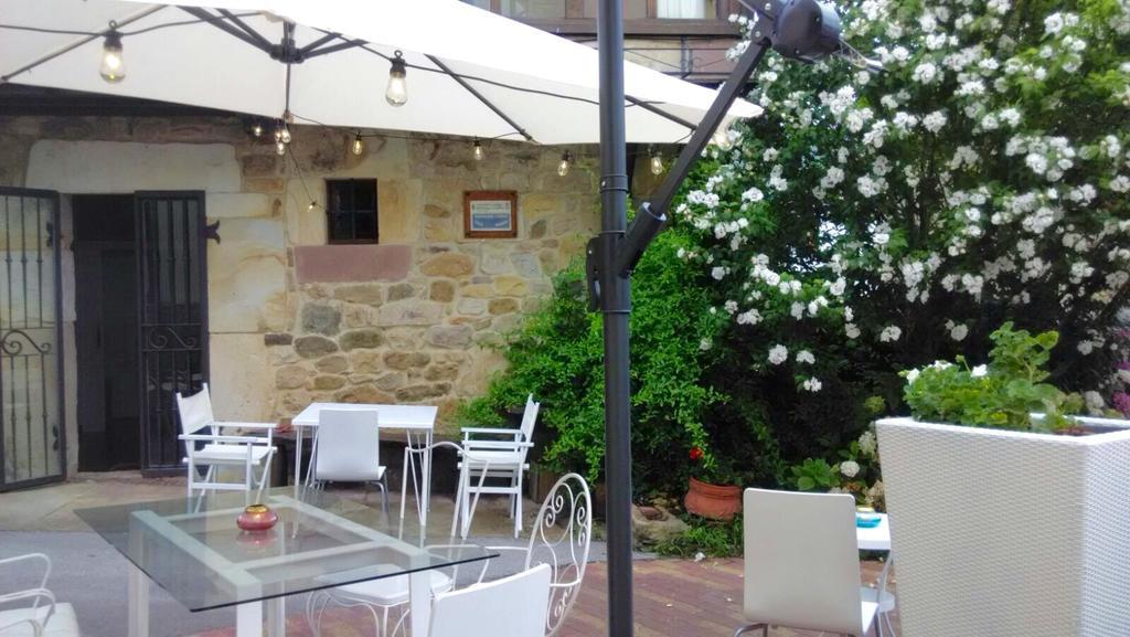 Posada La Casona De Ucieda Exterior foto